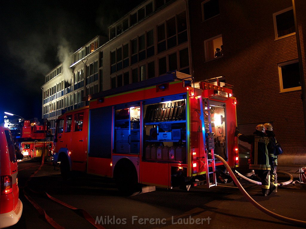 Feuer 3 Koeln Hoehenberg Bochumerstr 031.JPG